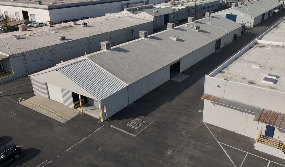 More Photos Of 11240 Sherman Way, Sun Valley Unknown For Lease