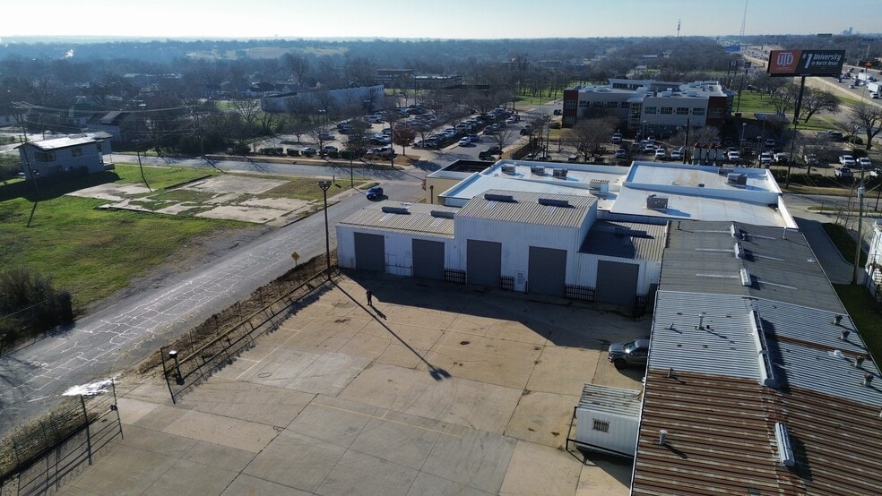 More Photos Of 700 Missouri Ave, Fort Worth Warehouse For Lease