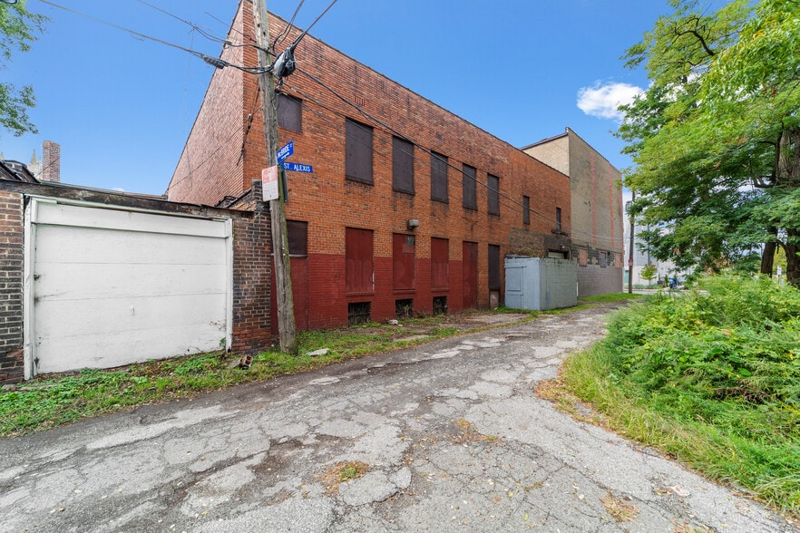 More Photos Of , Cleveland Unknown For Sale