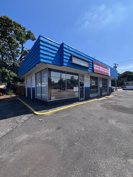 Primary Photo Of 109 Rt 112, Port Jefferson Station Auto Repair For Lease