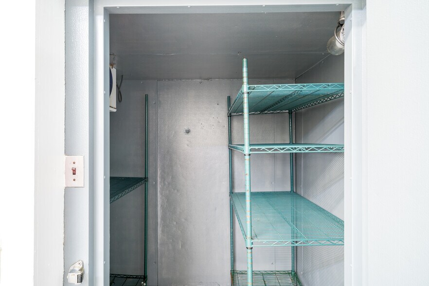 More Photos Of 406 N Piedmont Ave, Rockmart Restaurant For Sale