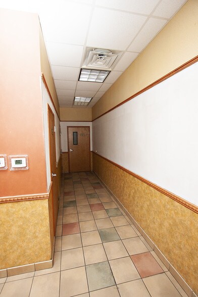 More Photos Of 5245 Buford Hwy, Norcross Storefront Retail Office For Lease