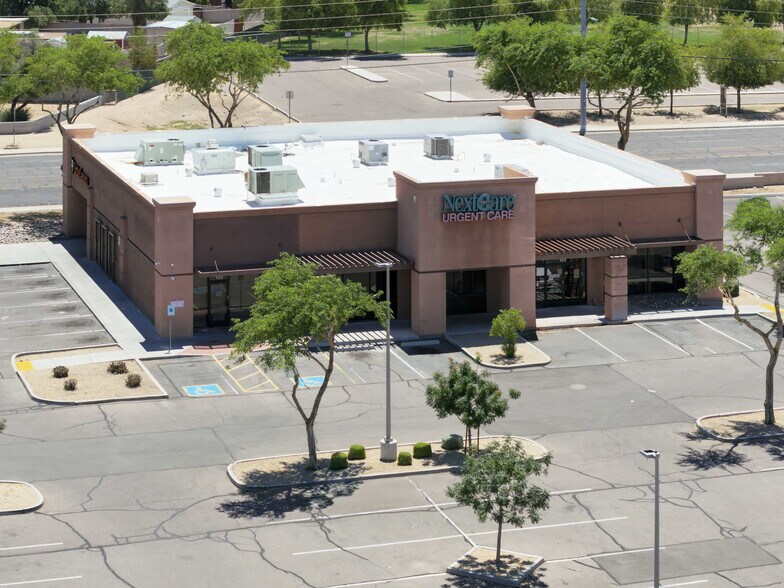 More Photos Of 10240 N 43rd Ave, Glendale Freestanding For Lease