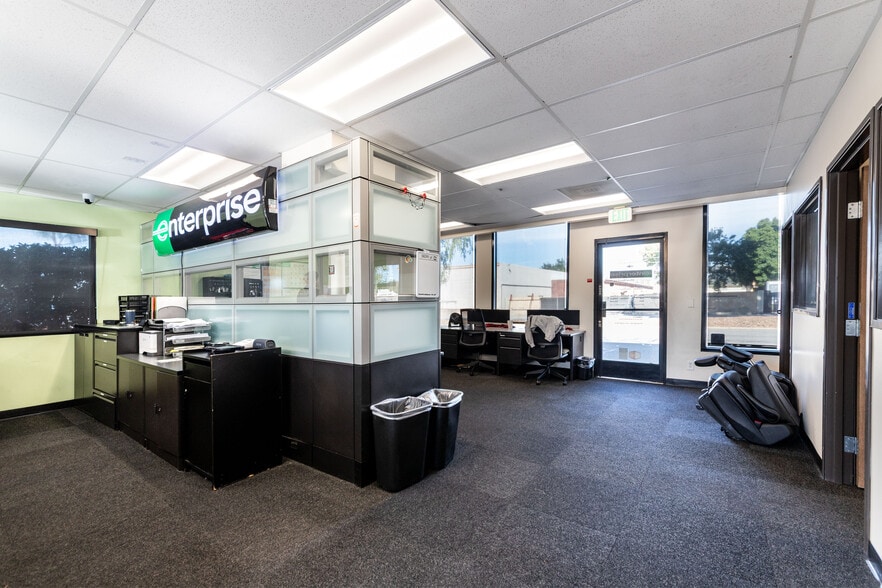 More Photos Of 764 Los Angeles Ave, Simi Valley Freestanding For Sale