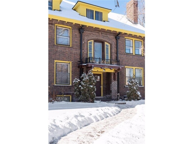 More Photos Of 2110 1st Ave S, Minneapolis Apartments For Sale