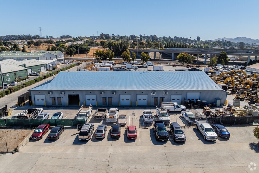 More Photos Of 3487 Collins Ave, Richmond Light Distribution For Lease