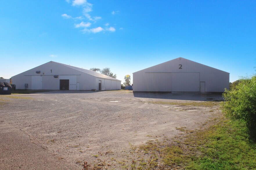 More Photos Of 2196 Sweetgum Rd, Rochester Warehouse For Sale