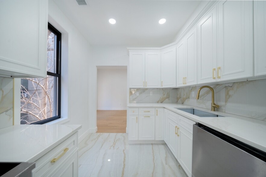 More Photos Of 1277 Lincoln Pl, Brooklyn Apartments For Sale