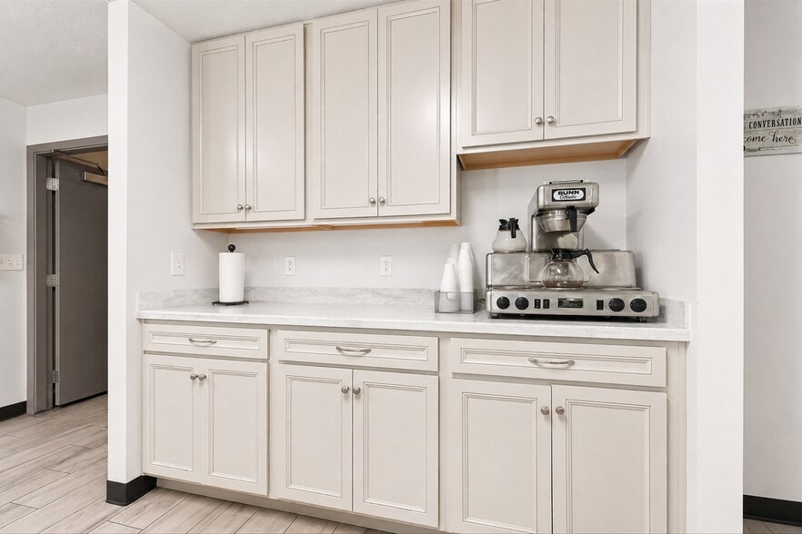 More Photos Of 7602 Kenya St, Jacksonville Specialty For Sale
