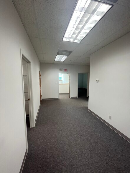 More Photos Of 1616 Centerville Tpke, Virginia Beach Light Distribution For Lease