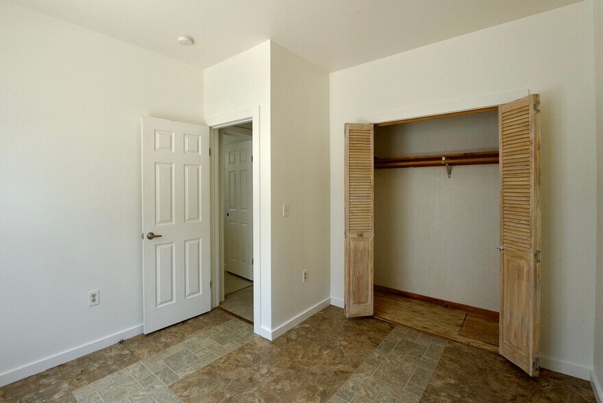 More Photos Of 1313 Sacramento St, Vallejo Multifamily For Sale