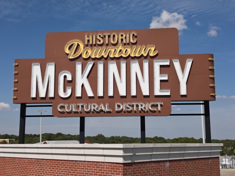 More Photos Of 507-511 S Chestnut St, McKinney Land For Sale