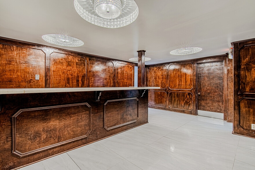 More Photos Of 1018 Shaver St, Pasadena Warehouse For Sale