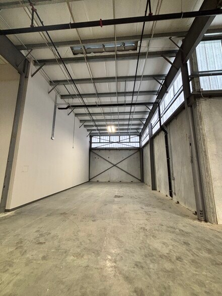 More Photos Of 15330 Vantage Pky W, Houston Unknown For Lease