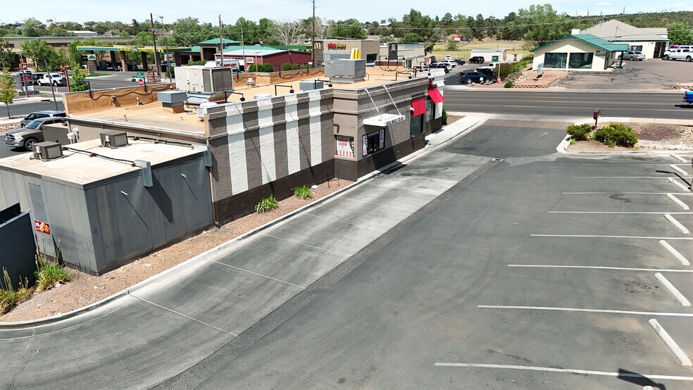 More Photos Of 180 N White Mountain Rd, Show Low Fast Food For Sale