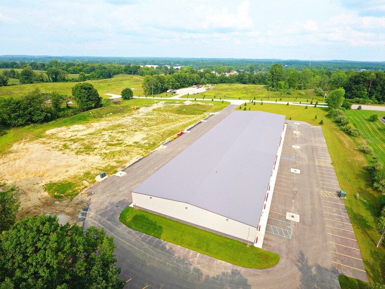 More Photos Of 1200 Enterprise Dr, Highland Warehouse For Lease