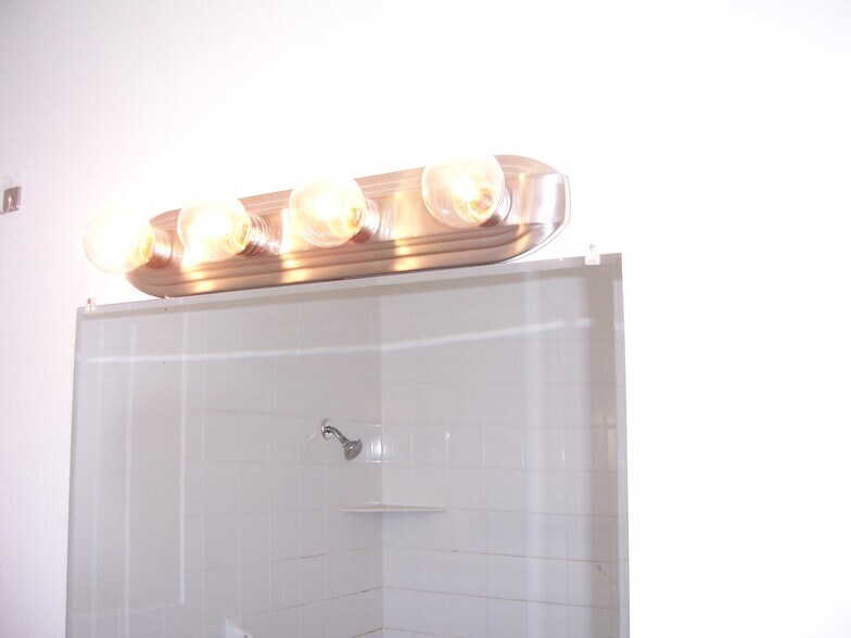 More Photos Of 26 Farrell St, Houston Apartments For Sale