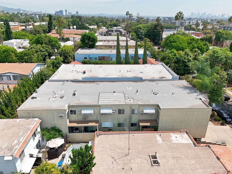 More Photos Of 7631 Norton Ave, West Hollywood Apartments For Sale