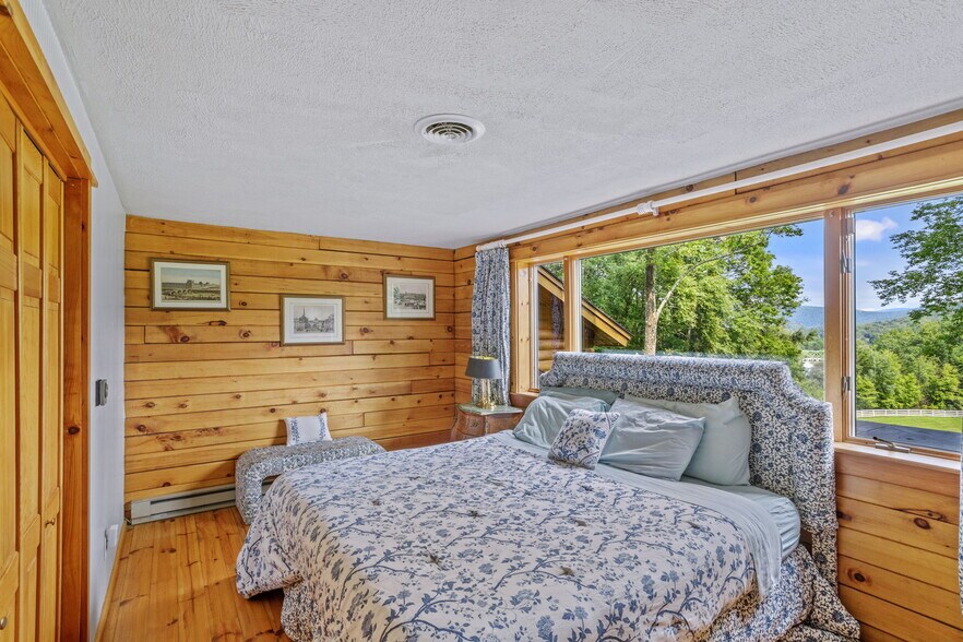 More Photos Of 1650 Bodoit Rd, Fishs Eddy Hotel For Sale