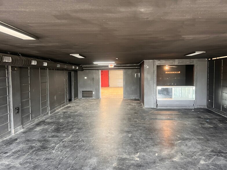 More Photos Of 1710 Texas Ave, Texas City General Retail For Sale