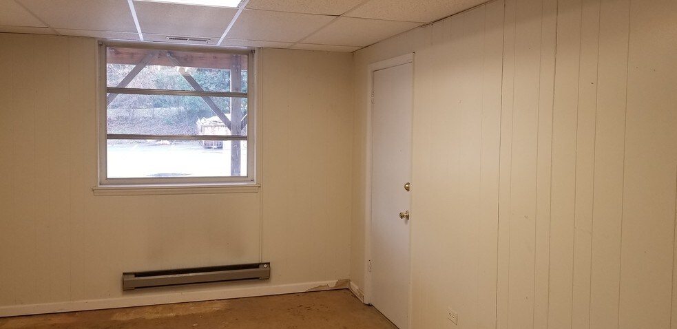 More Photos Of 318 S South St, Gastonia Office For Lease