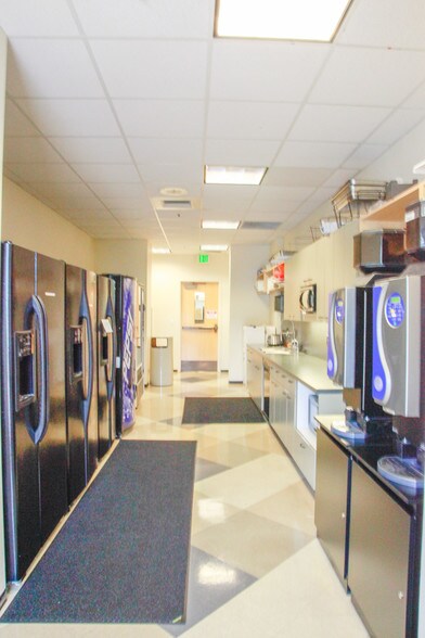 More Photos Of 5121 Skyline Village Loop S, Salem Medical For Sale