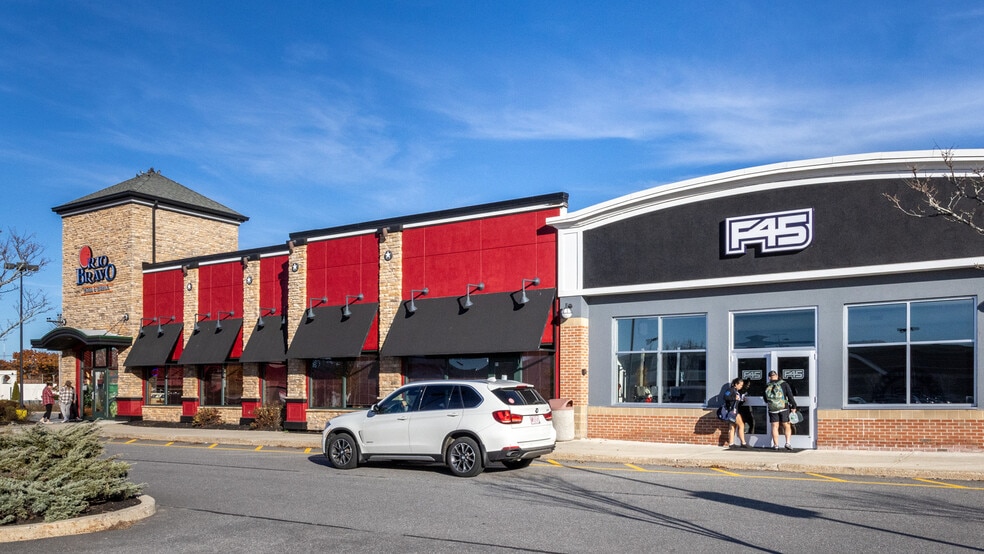 More Photos Of 11-51 Main St, Westbrook Unknown For Lease