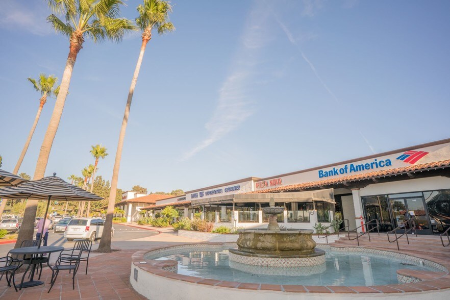 More Photos Of 911-989 Lomas Santa Fe Dr, Solana Beach Unknown For Lease