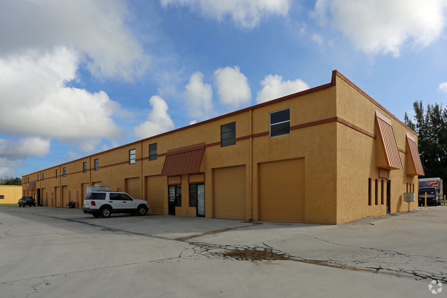 More Photos Of 1620-1646 SE Village Green Dr, Port, Port Saint Lucie Unknown For Lease