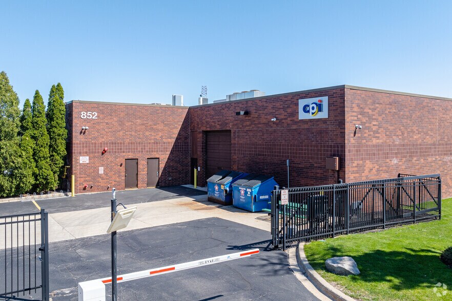 More Photos Of 852 Feehanville Dr, Mount Prospect Light Distribution For Sale