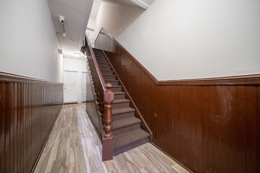 More Photos Of 198 GRIFFITH St, Jersey City Apartments For Sale