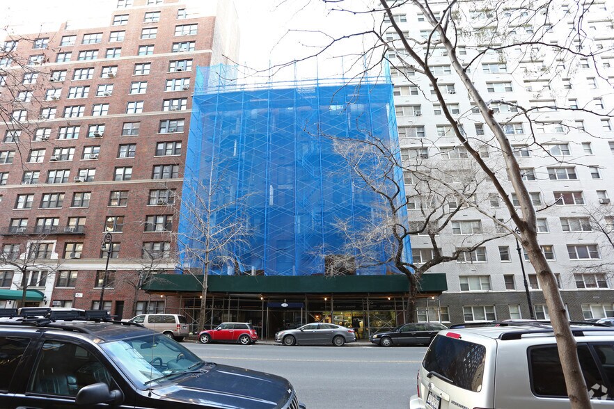Primary Photo Of 435 E 86th St, New York Apartments For Lease