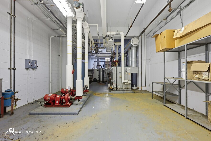 More Photos Of 458 Whitfield St, Fayetteville Manufacturing For Lease