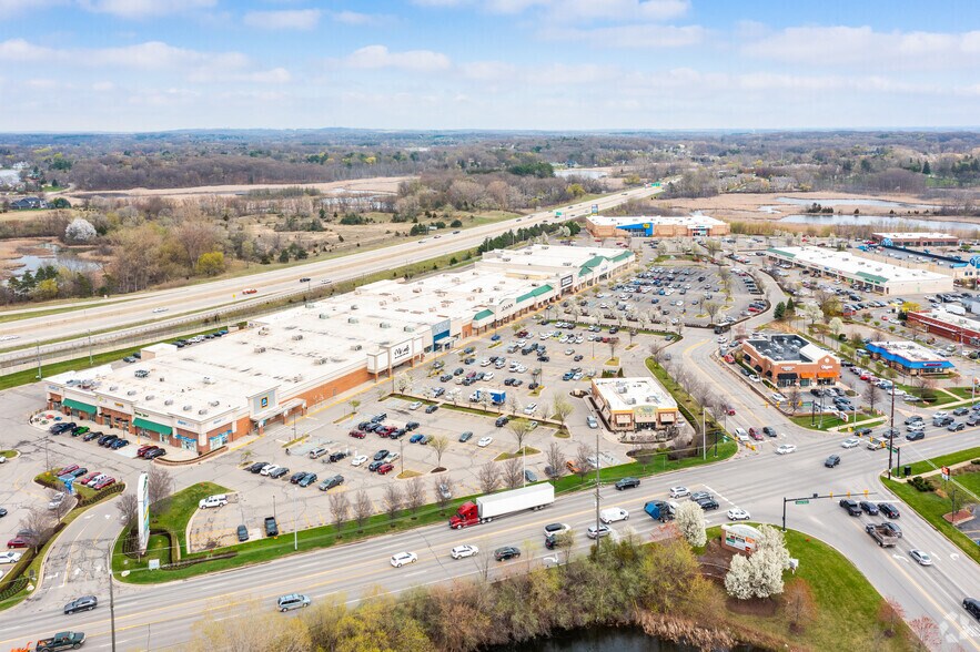 More Photos Of 8365-8571 W Grand River Ave, Brighton Unknown For Lease