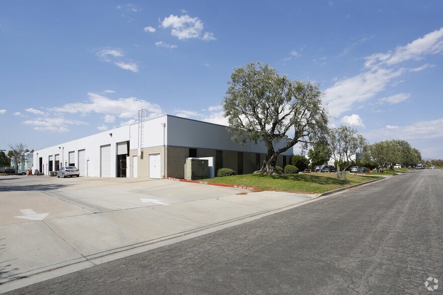 More Photos Of 42066 Avenida Alvarado, Temecula Unknown For Lease