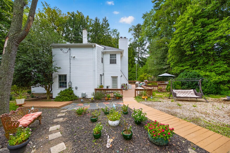 More Photos Of 13904 Overton Ln, Silver Spring Land For Sale