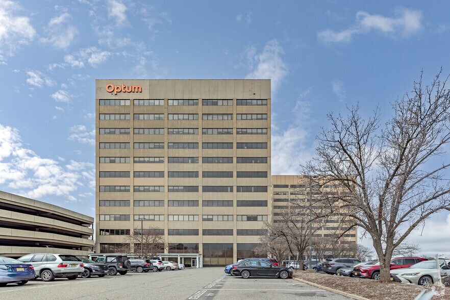 More Photos Of 201 State Route 17 N, Rutherford Office For Lease