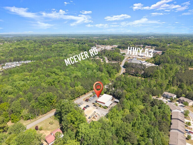 More Photos Of 3917 Old Flowery Branch Rd, Oakwood Flex For Lease