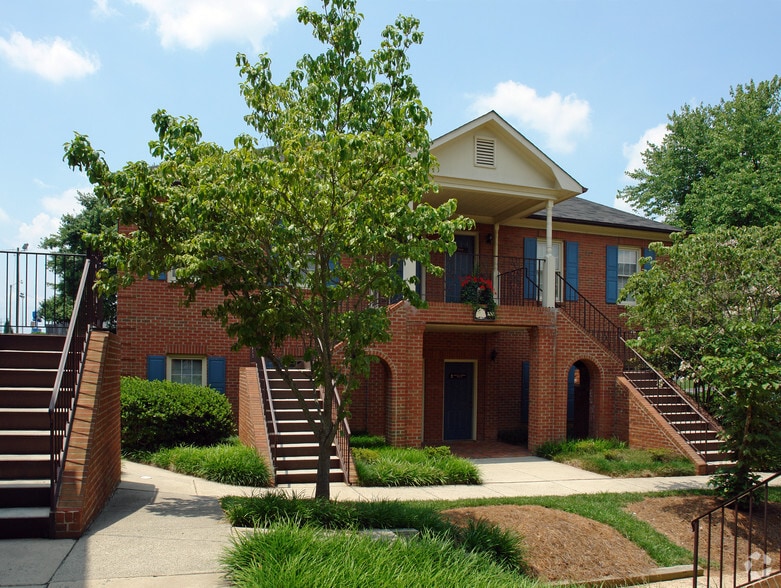 Primary Photo Of 3000 Bethesda Pl, Winston-Salem Unknown For Lease