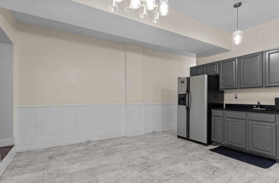 More Photos Of 214-216 E Main St, Richmond Storefront Retail Residential For Sale