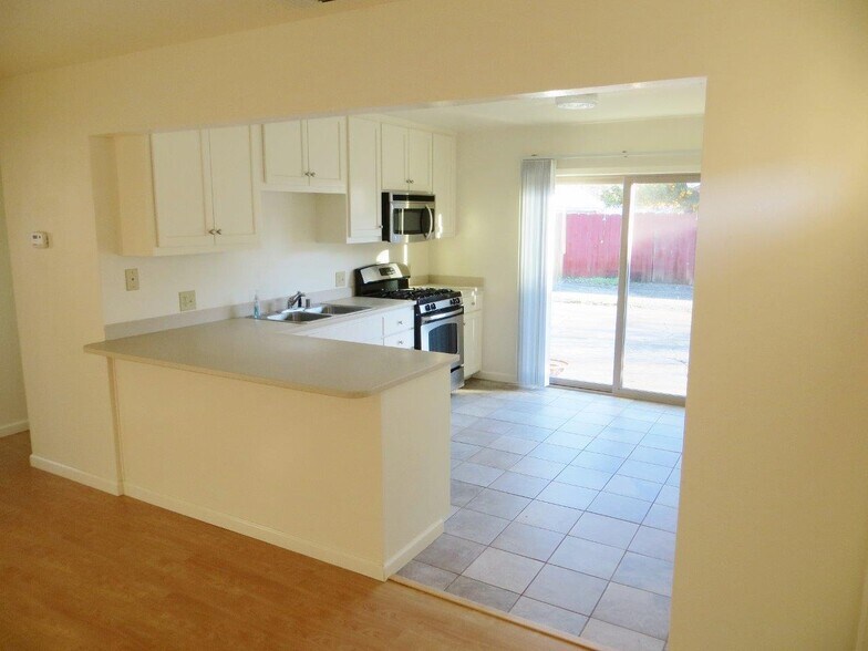 More Photos Of 415 4th St, Winters Multifamily For Sale