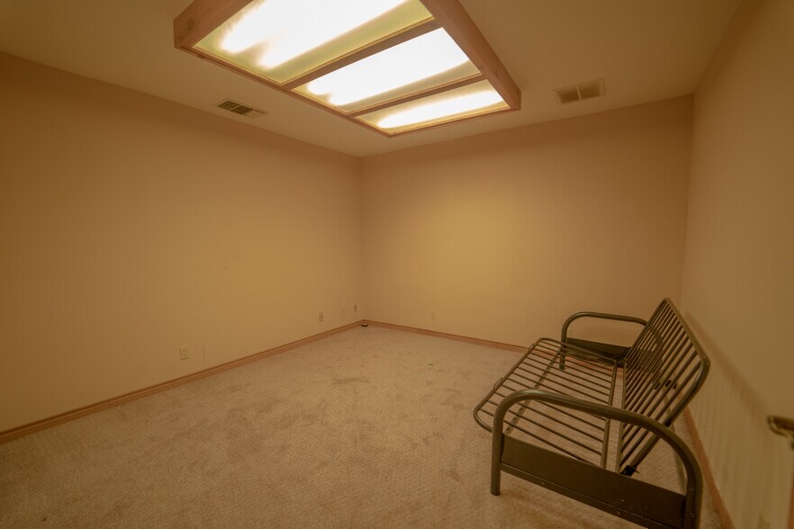 More Photos Of 2203 Port Lavaca Dr, Victoria Industrial For Sale
