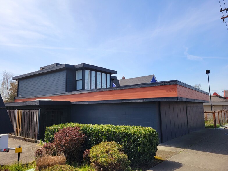 Primary Photo Of 2040 6th Ave, Tacoma Office For Sale