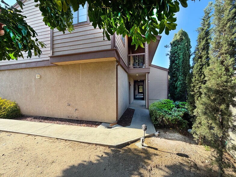 More Photos Of 314 Lincoln Ave, Glendale Apartments For Sale