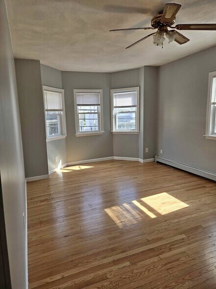 More Photos Of 95 Medford St, Malden Apartments For Sale