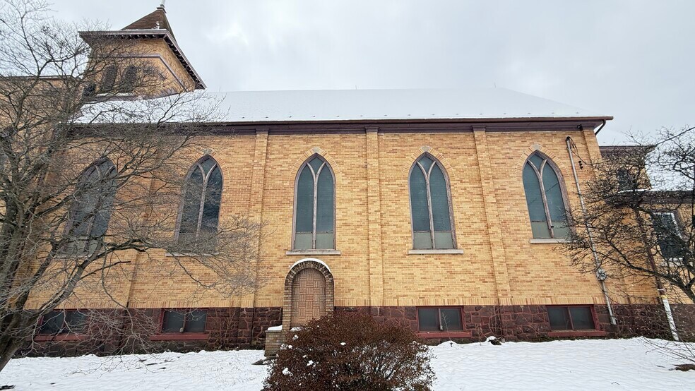 More Photos Of 300 Vandermark Rd, Nanticoke Religious Facility For Sale