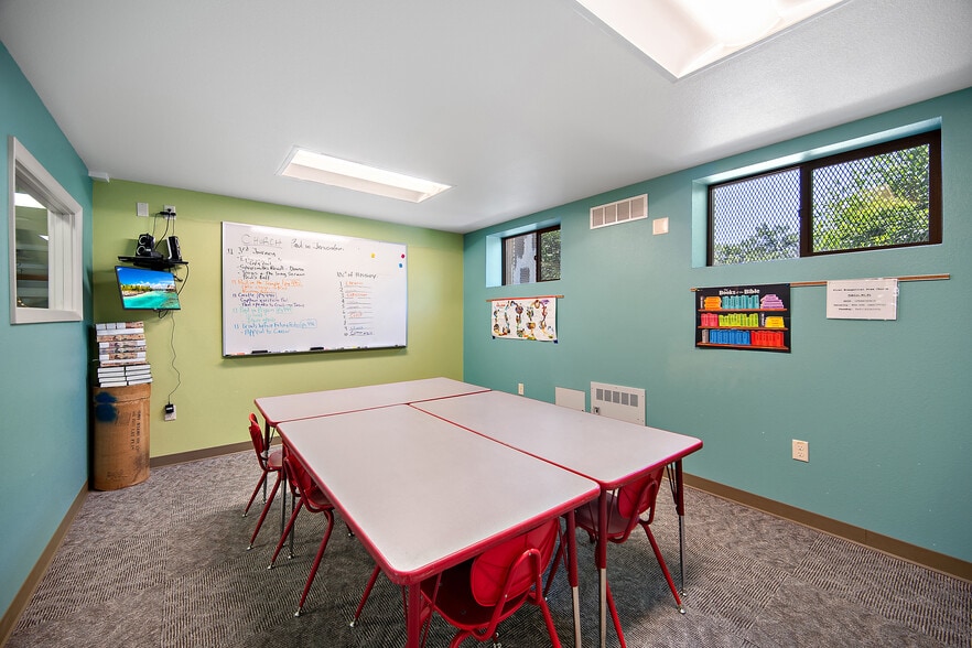 More Photos Of 820 N 30th St, Colorado Springs Religious Facility For Sale