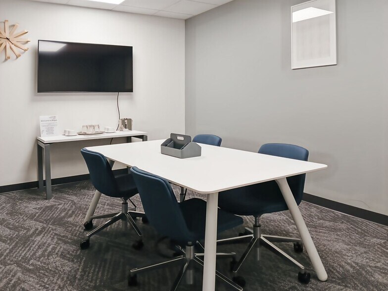 More Photos Of 5600 N May Ave, Oklahoma City Coworking Space