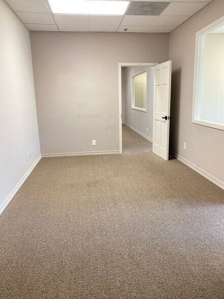 More Photos Of 1013-1021 1st St, Benicia Office For Lease