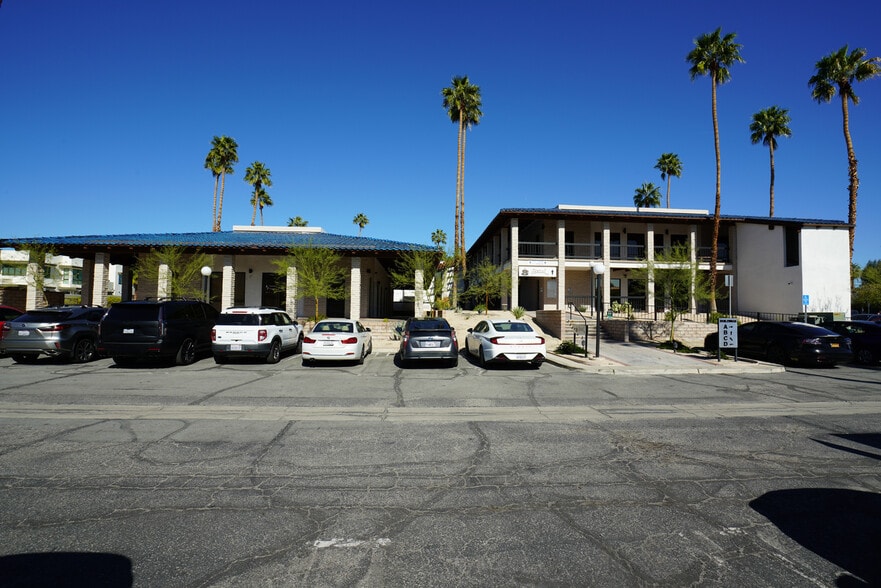 More Photos Of 2825 E Tahquitz Canyon Way, Palm Springs Medical For Sale